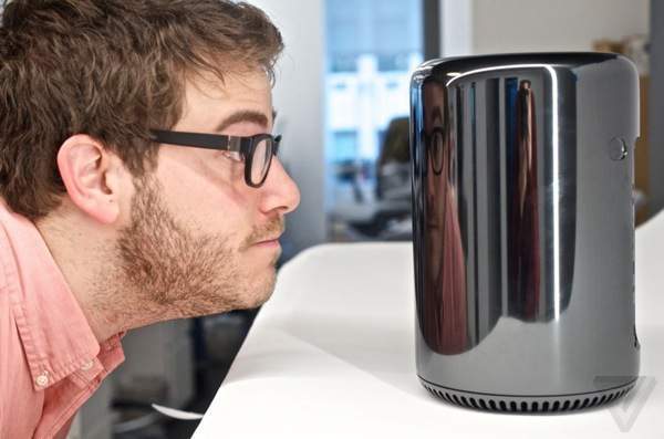 Стартовали продажи новых Mac Pro (179)