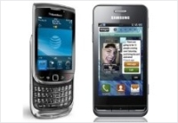 BlackBerry 9800 Torch и Samsung Wave 723