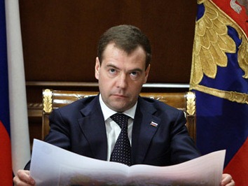 Медведев врет и не краснеет? (52)