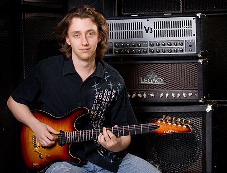 "Музыка должна приносить радость" — гитарист Сергей Головин (Кемерово)