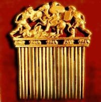 Золотой гребень из скифского кургана Приднепровья. IV в. до н.э.