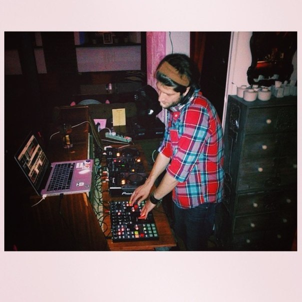 Artem Derbenev — Live 28/06/2014 (#11)