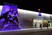 Новая навигация в метро Москвы: подсветка буквы "М", карта района и надписи на английском языке (945) Новая навигация в метро Москвы: подсветка буквы "М", карта района и надписи на английском языке (945)