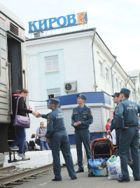 Более 100 украинских беженцев приехали в область.