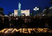 Стихийная акция памяти погибших при пожаре в Кемерове – Пушкинская площадь, Москва, 27 марта 2018   REUTERS