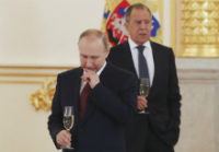 Владимир Путин и Сергей Лавров в Кремле, 11 апреля 2018.  Sergei Ilnitsky/Pool via REUTERS