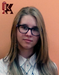 Алина Ищенко в школе.