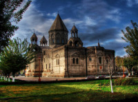 Святой Первопрестольный Эчмиадзин, Центр Армянской апостольской церкви
