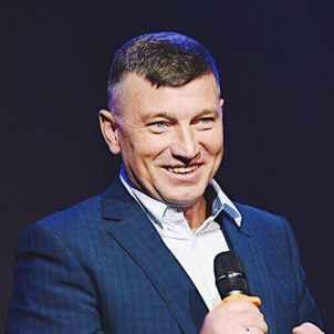 Епископ Олег Тихонов, "Церковь Прославления"  г.Томск - 29 октября  2017г.  Крещён и помазан. (174)